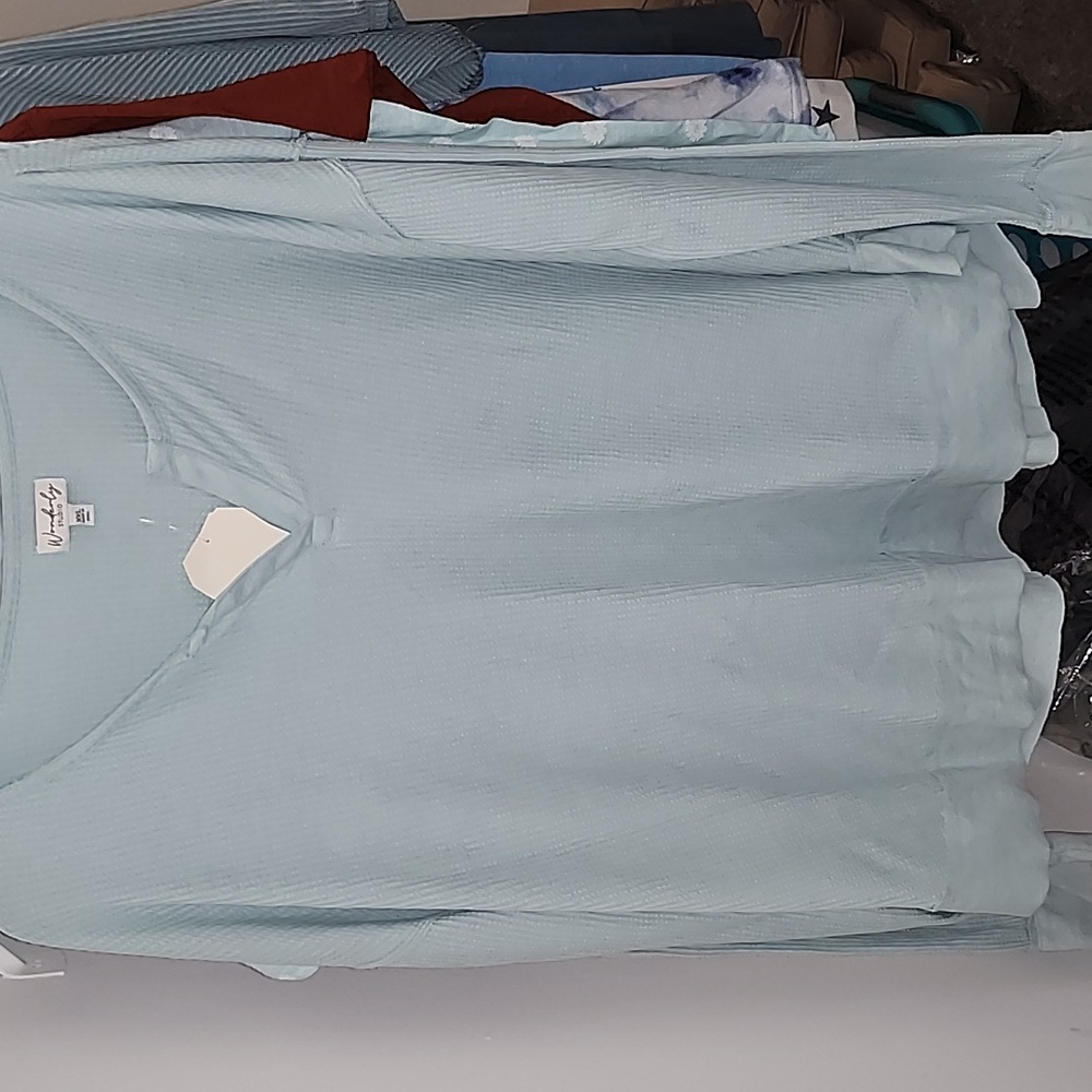 WONDERLY Light Green Women's Top Sz 1x